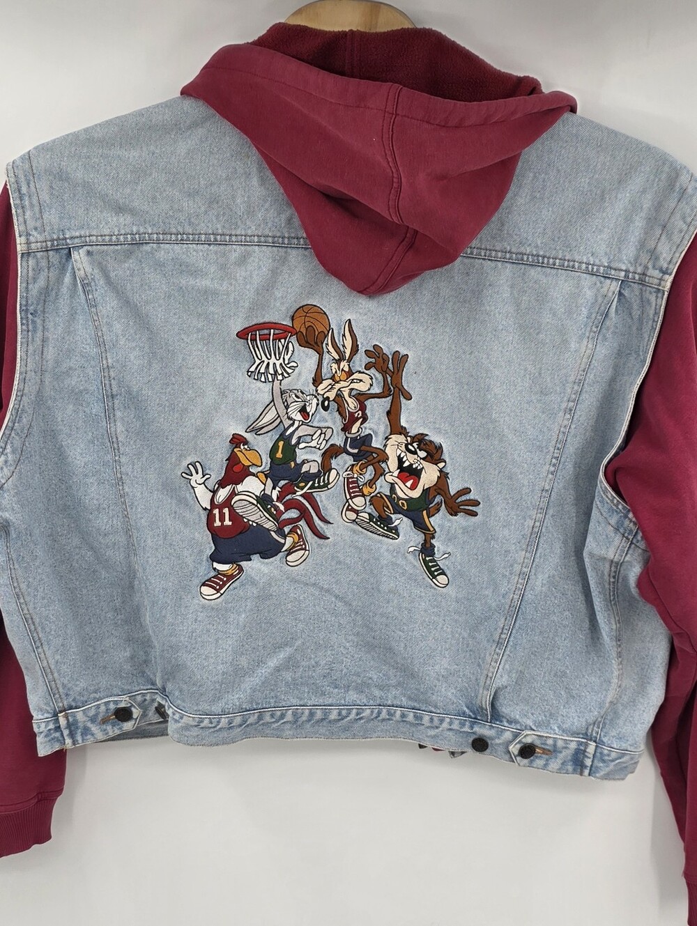 Looney Tunes Acme Vtg 90s Embroidered Basketball Denim Varsity Jacket XL